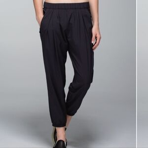 Lululemon Rollin' With My Omies Pant 4 Black